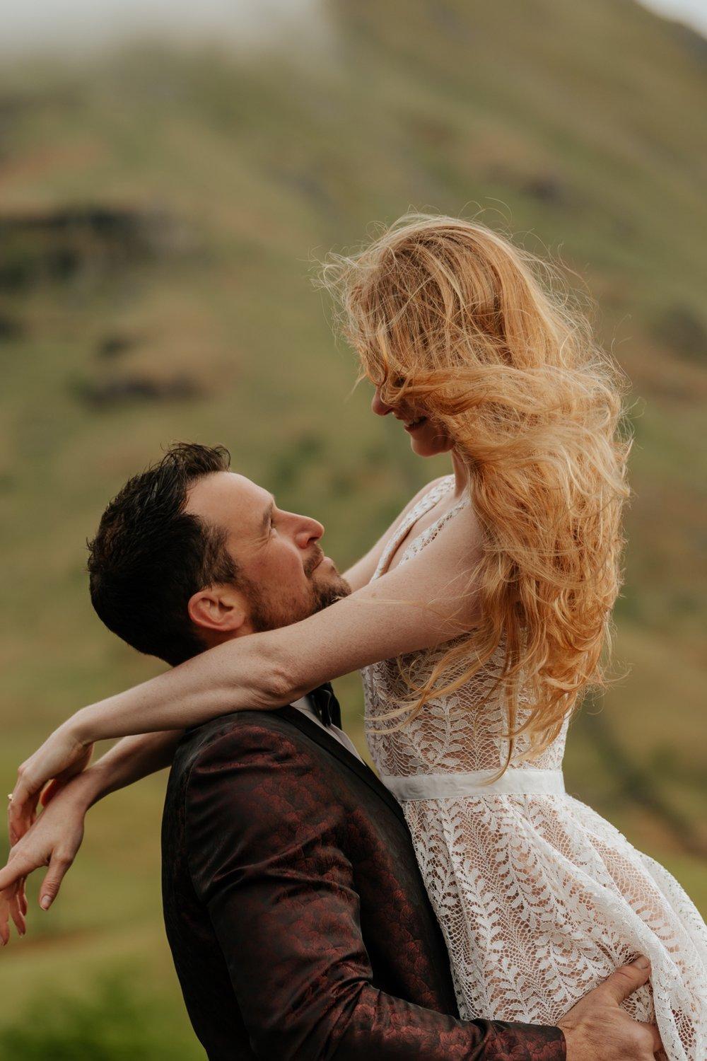 carousel-hero-element image-4