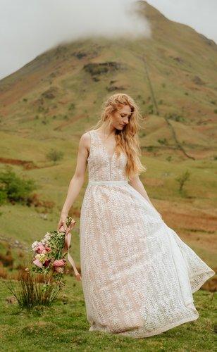 mobile - carousel-hero-element image-6