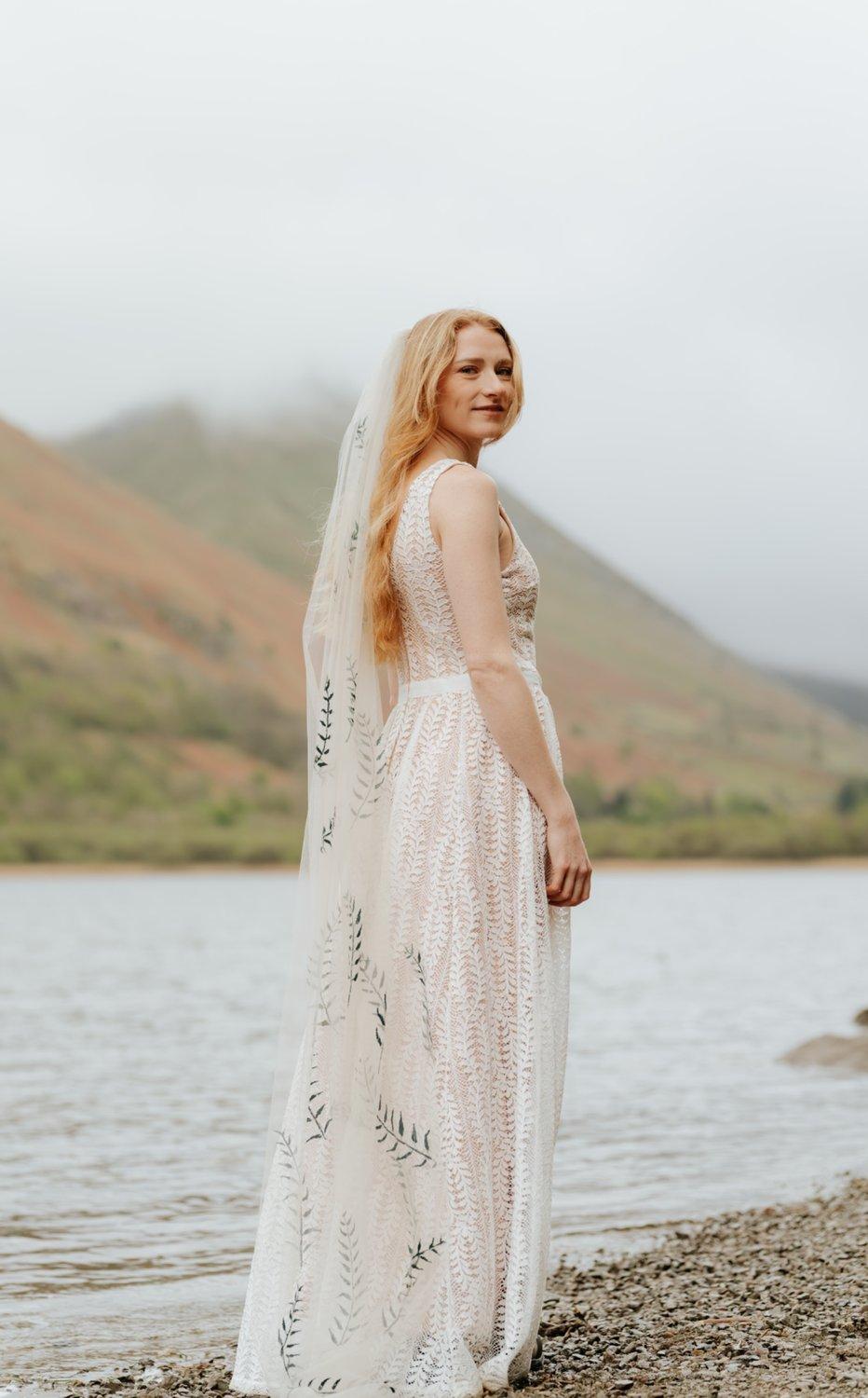 carousel-hero-element image-1