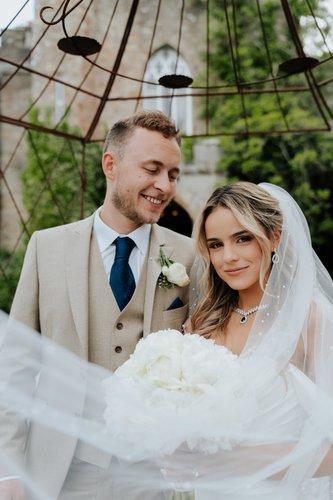 mobile - carousel-hero-element image-5